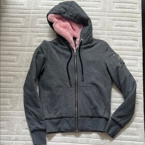 NWOT Moose Knuckles Gray Jacket with Pink faux fur Lining size XS